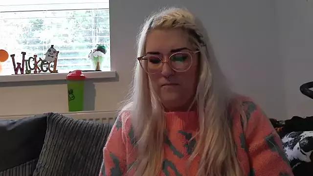 Sizzling_Indie36 on StripChat 