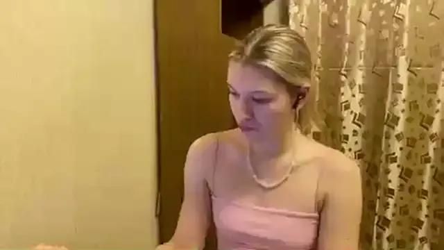 Freechat SkyeDavis on StripChat