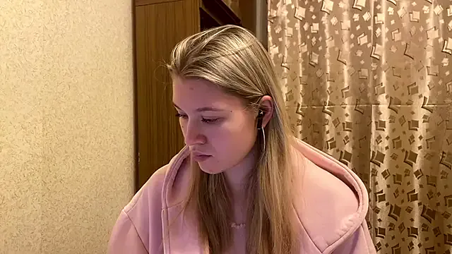 Freechat SkyeDavis on StripChat