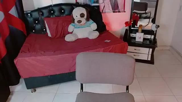 Checkout StripChat's Skylovershot Skylovershot from StripChat