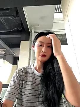 so-linger on StripChat