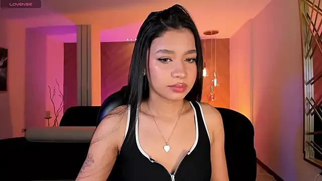 SophieHouston_ on StripChat