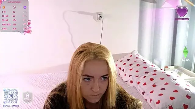 Freechat space_danger on StripChat