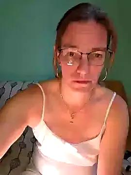 SpiceLea on StripChat