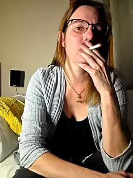 SpiceLea on StripChat