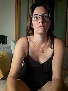 SpiceLea on StripChat