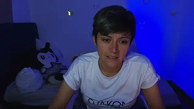 StripChat spicyferny is Freechat spicyferny — TAKE OFF SHIRT