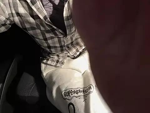 SPOTSCAMEL on StripChat