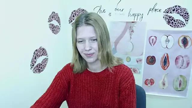 Freechat StellaCRL on StripChat