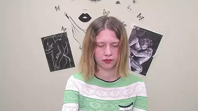 Freechat StellaCRL on StripChat