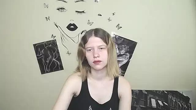 Freechat StellaCRL on StripChat