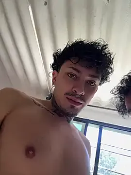 Steven_Navarro