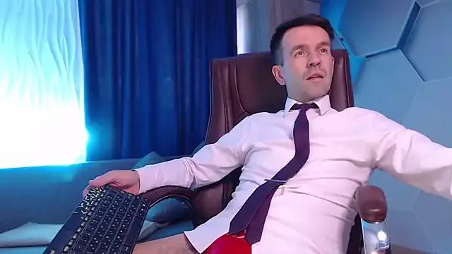 SteveTiger on StripChat