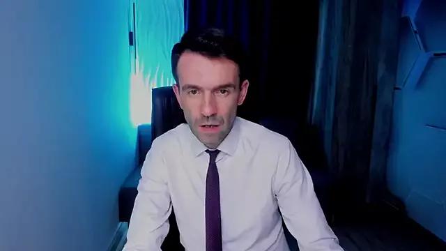 SteveTiger on StripChat