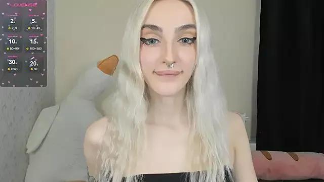 Private succubantra on StripChat