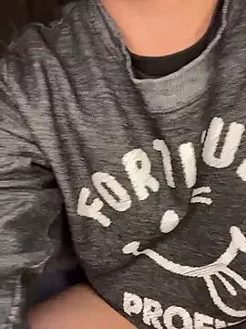 suisui3434 from StripChat