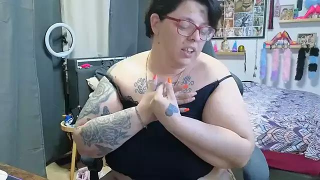 SunshineLexi on StripChat 