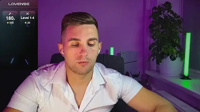 Sweeet__boy on StripChat 