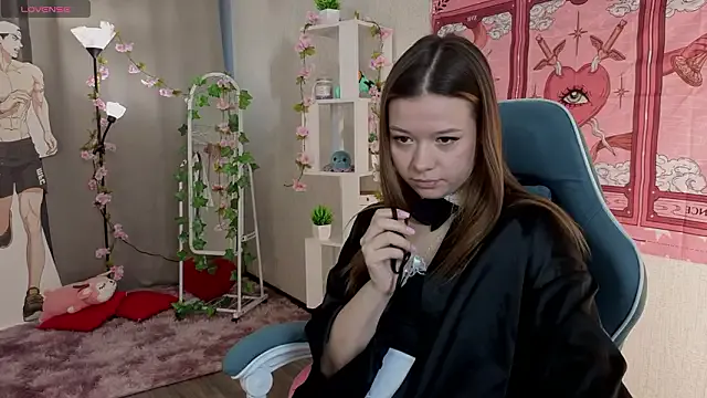 StripChat SwettySin is Freechat SwettySin — nothing covers my pussy and breasts