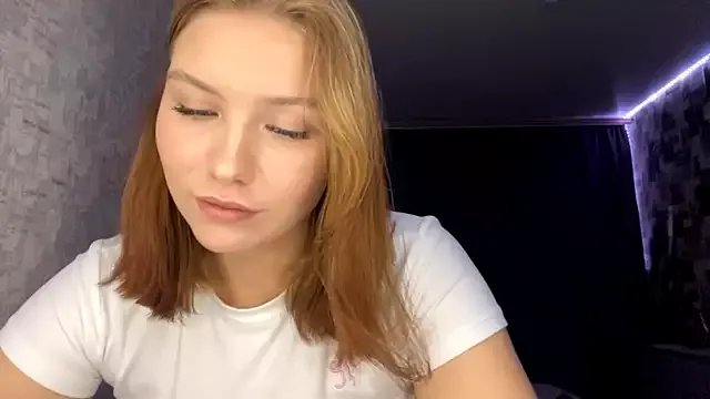 SwiiSweet on StripChat 