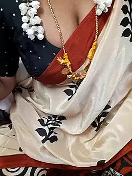 Tamil_Ammani from StripChat