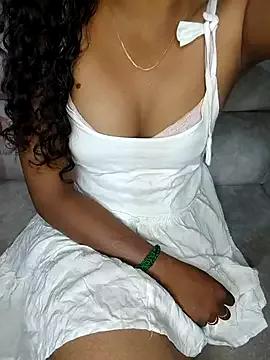 Tamilpallavi on StripChat