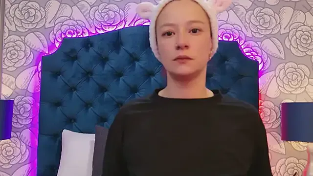 TaniaBlaze — A sexy dance with striptease 