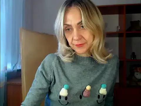 Admire Tanya6547, she wants to masturbate for you Tanya6547 from StripChat