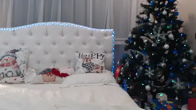 TessaDaybreak on StripChat