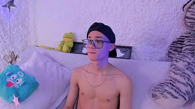 Watch StripChat's Thiago_kinghot thiago_kinghot from StripChat