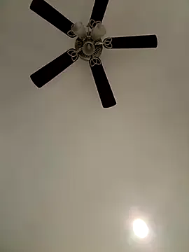 ThicBunz on StripChat