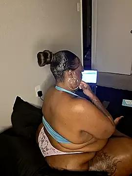 Check out Thickkemzz41, she wants to masturbate for you Thickkemzz41 from StripChat
