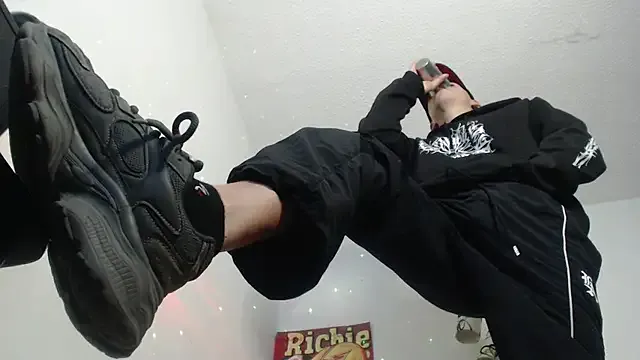 Thomasjons_ — hot show games in the room