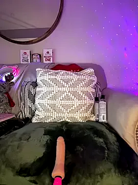 Freechat Tikalalin on StripChat