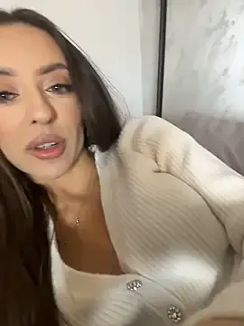 tina_akira — Freechat on StripChat