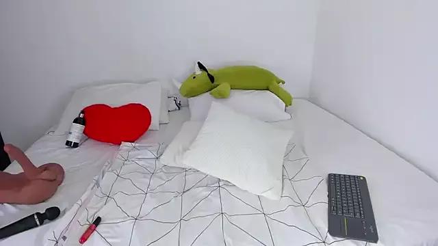 TinaPutina on StripChat