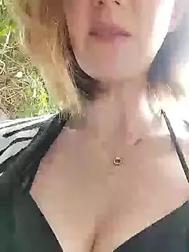 TopsyWilde on StripChat