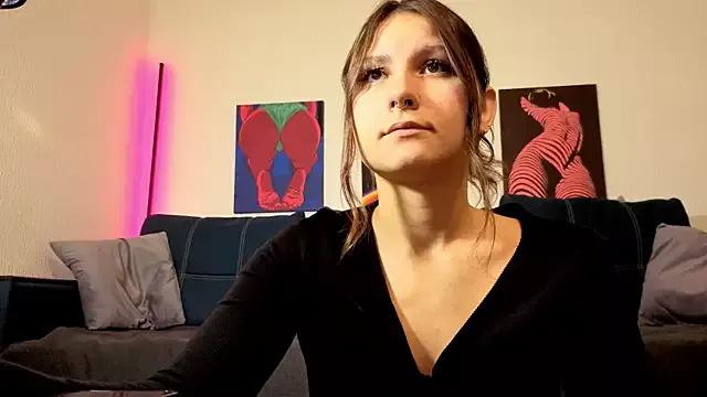 Freechat TrixiBell on StripChat