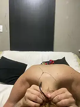 triz_prado on StripChat