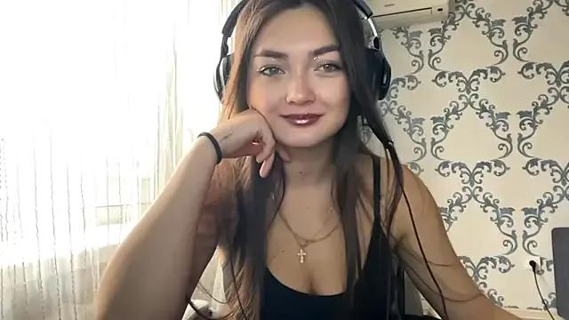 TwotyBright on StripChat