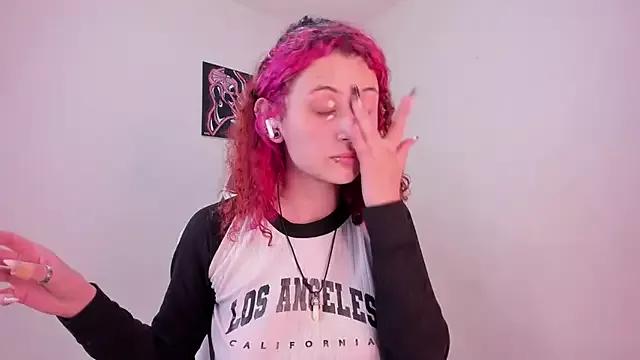 valentina_27 on StripChat