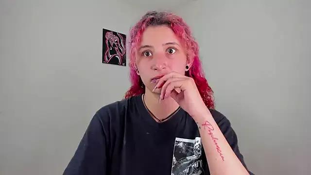 valentina_27 on StripChat