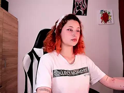 valentina_27 on StripChat