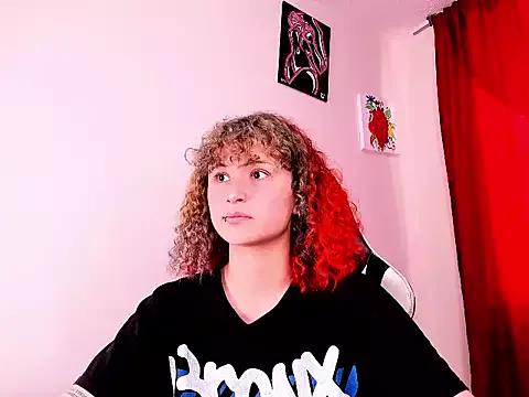 valentina_27 on StripChat