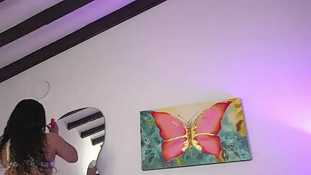 Freechat valentina_king18 on StripChat