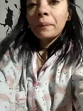 Valentina_Squirt- from StripChat