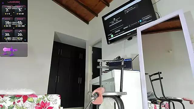 valery_sweetscheeks from StripChat