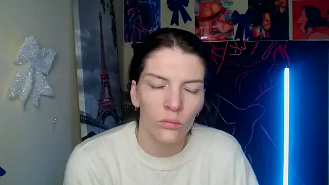 VanessaRey_ — Change outfit