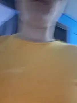 Freechat vaneza1999 on StripChat