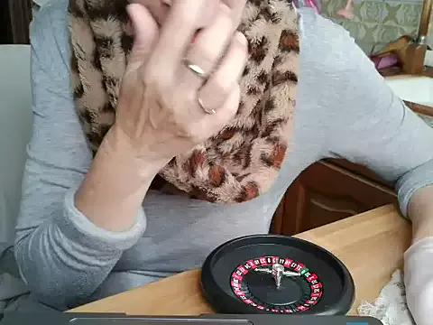 Freechat VeneRed on StripChat